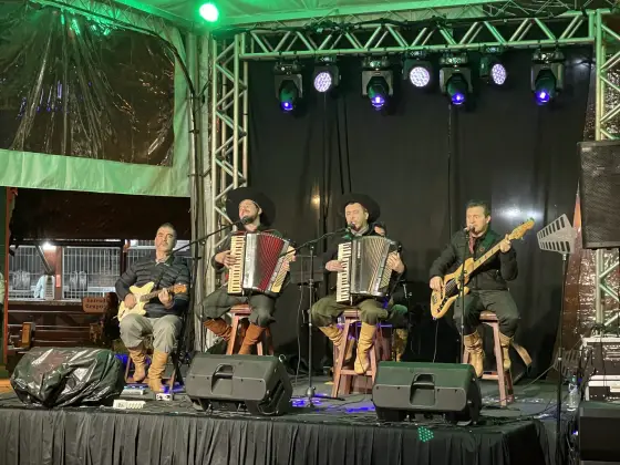 Ao vivo com o Grupo Tarca — foto 14