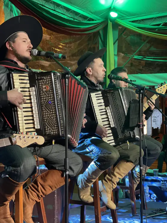 Ao vivo com o Grupo Tarca — foto 8