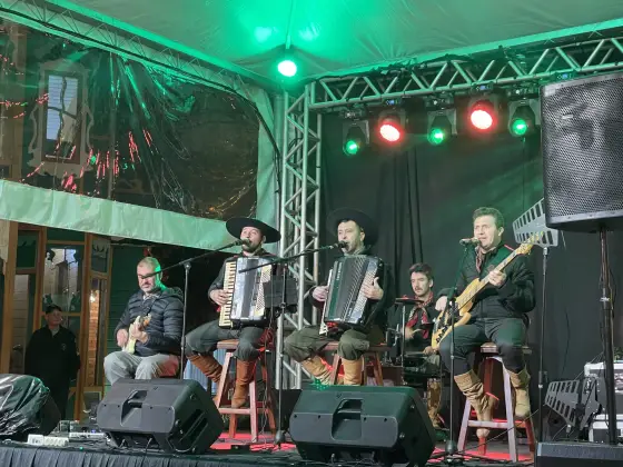 Ao vivo com o Grupo Tarca — foto 31
