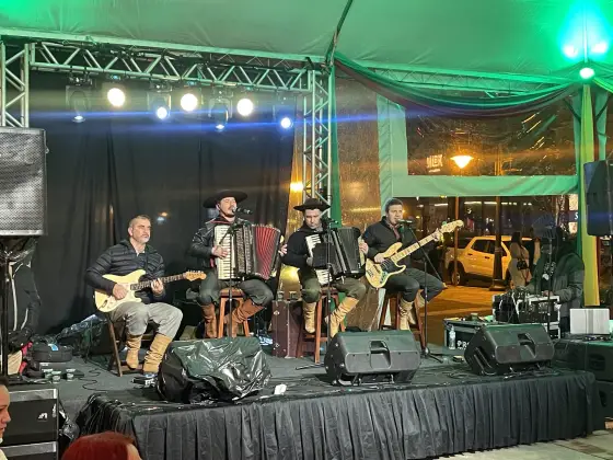 Ao vivo com o Grupo Tarca — foto 20
